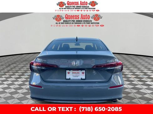 Used 2025 Honda Civic Sport image 5
