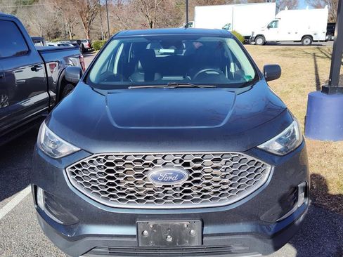 Used 2024 Ford Edge SEL w/ Convenience Package image 2