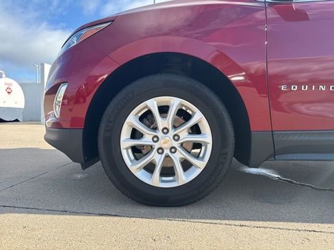 Used 2018 Chevrolet Equinox LT FWD image 11