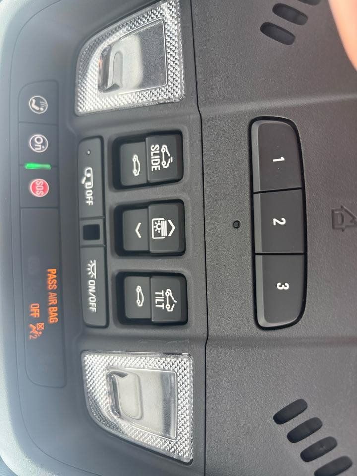 Used 2023 Buick Enclave Essence w/ Experience Buick Package FWD image 19