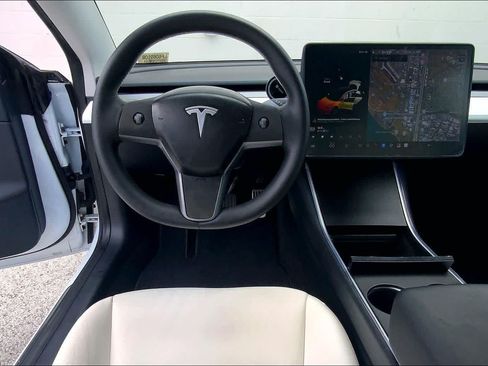 Used 2020 Tesla Model 3 Long Range AWD/4WD image 14