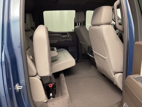 Used 2024 GMC Sierra 1500 SLT w/ SLT Premium Plus Package image 31