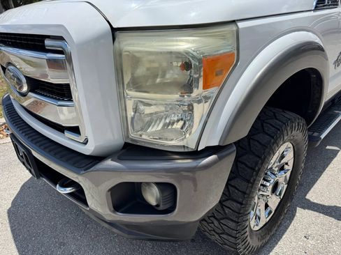 Used 2011 Ford F250 Lariat w/ Lariat Ultimate Pkg AWD/4WD image 36