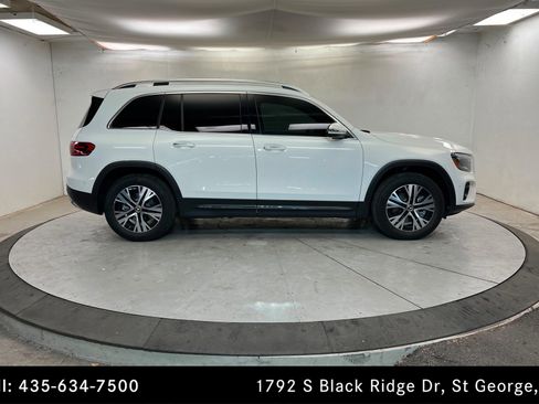 Certified 2025 Mercedes-Benz GLB 250 4MATIC image 6