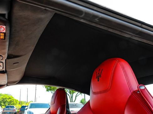 Used 2018 Maserati GranTurismo Sport RWD image 41