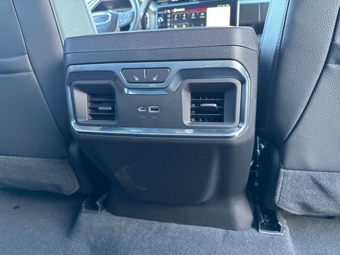 New 2026 GMC Sierra 2500 Denali w/ Denali Reserve Package image 19