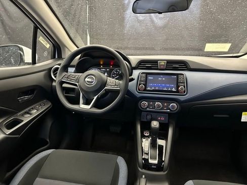 New 2025 Nissan Versa SV w/ Trunk Package FWD image 19