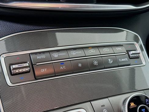 Used 2022 Hyundai Santa Fe SEL w/ Convenience Package image 15