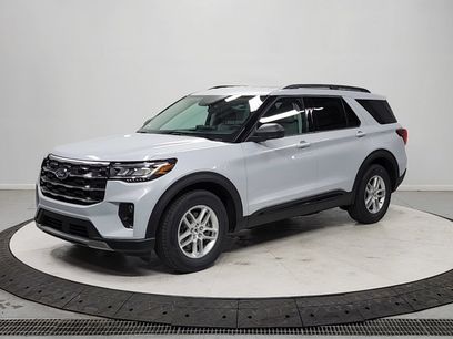 New 2026 Ford Explorer Active w/ Active Comfort Package