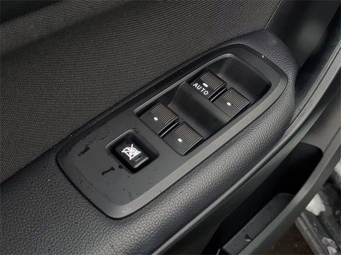 Certified 2023 Ford Ranger XL w/ Equipment Group 101A High image 9