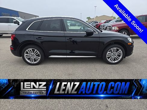Used 2019 Audi Q5 2.0T Premium Plus w/ Premium Plus Package AWD/4WD image 1