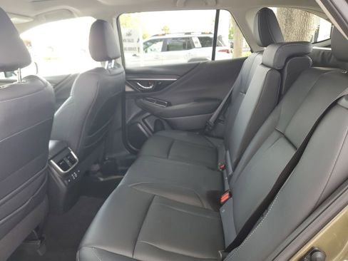 Used 2025 Subaru Outback Touring XT AWD/4WD image 14