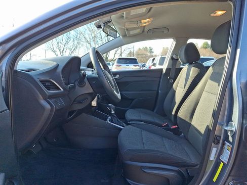 Used 2020 Hyundai Accent SE image 14