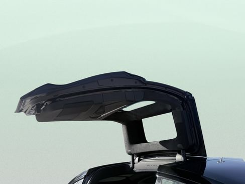 Used 2024 Tesla Model X Long Range image 44