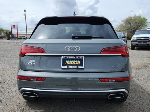 Used 2024 Audi Q5 e Prestige AWD/4WD image 7