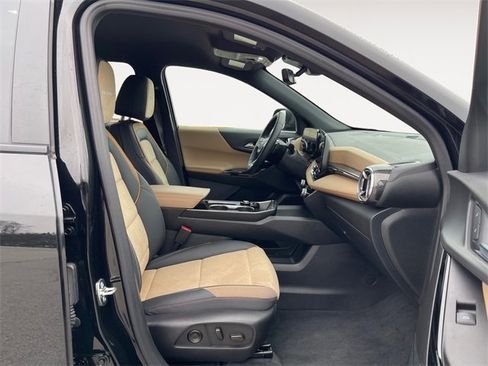 Used 2026 Chevrolet Equinox ACTIV w/ Convenience Package III image 15