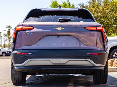 Used 2024 Chevrolet Blazer EV LT AWD/4WD image 5