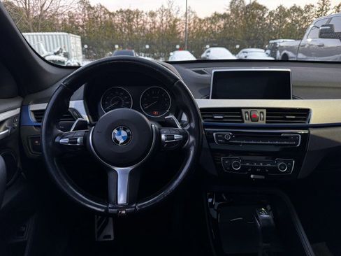 Used 2017 BMW X1 xDrive28i w/ Premium Package image 10