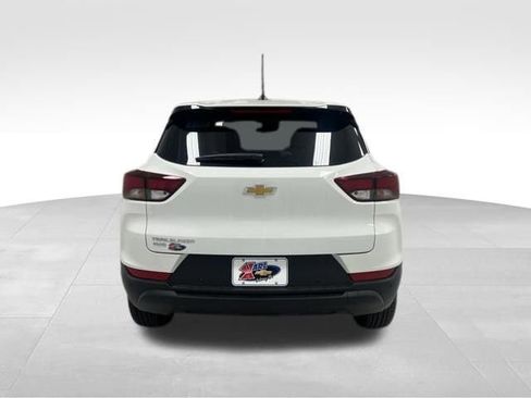 New 2026 Chevrolet TrailBlazer LS w/ LS Convenience Package AWD/4WD image 17