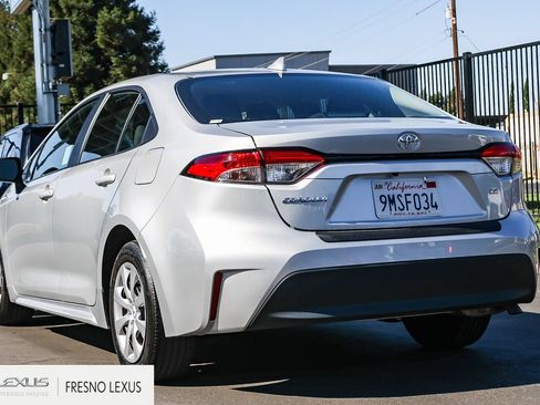 Used 2024 Toyota Corolla LE FWD image 4