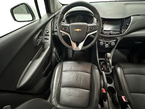 Used 2017 Chevrolet Trax Premier image 20