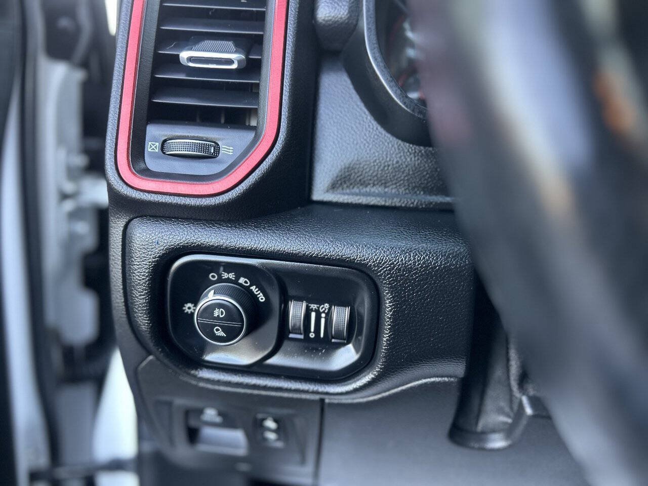 Used 2019 RAM 1500 Rebel w/ Rebel Level 2 Equipment Group AWD/4WD image 12