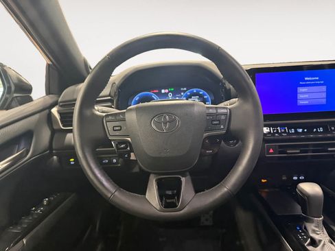 Used 2026 Toyota Camry XSE w/ Premium Plus Package FWD image 13