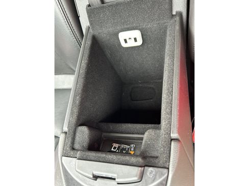 Used 2019 Cadillac XT5 Luxury FWD image 13