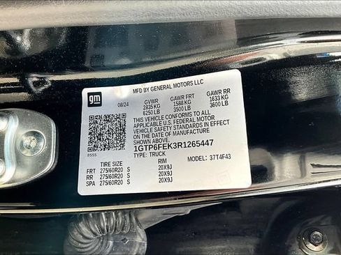 Used 2024 GMC Canyon Denali AWD/4WD image 20