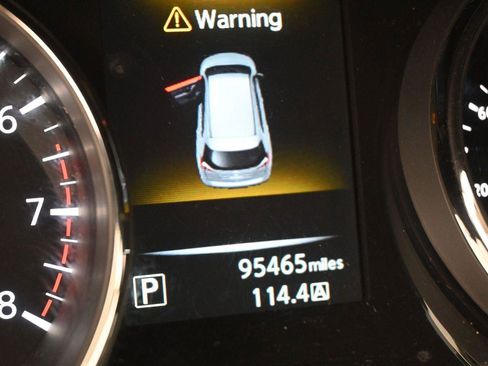 Used 2015 Nissan Rogue SV AWD/4WD image 3