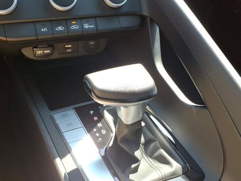 New 2026 Hyundai Elantra SE FWD image 11