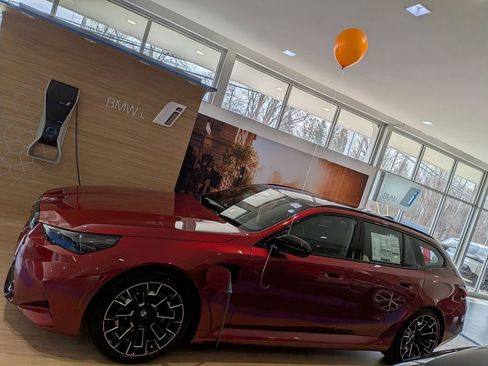 New 2026 BMW M5 Touring w/ M Driver's Package image 3