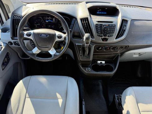 Used 2018 Ford Transit 250 130 Low Roof RWD image 19