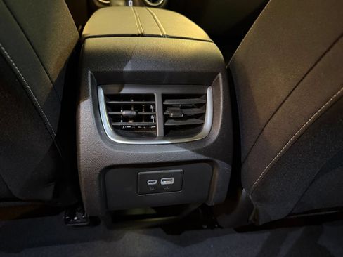 Used 2025 Chevrolet Blazer LT FWD image 22
