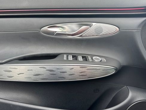 New 2026 Genesis Electrified GV70 image 14