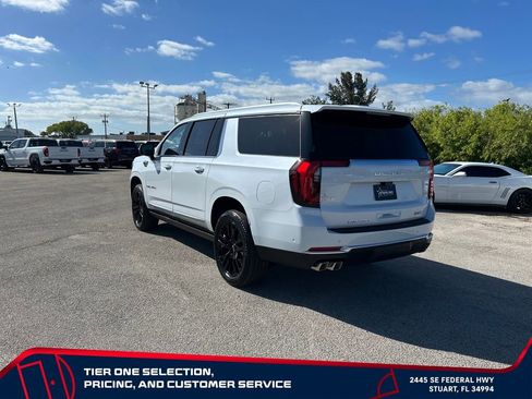 New 2026 GMC Yukon XL Denali w/ Denali Reserve Package AWD/4WD image 7