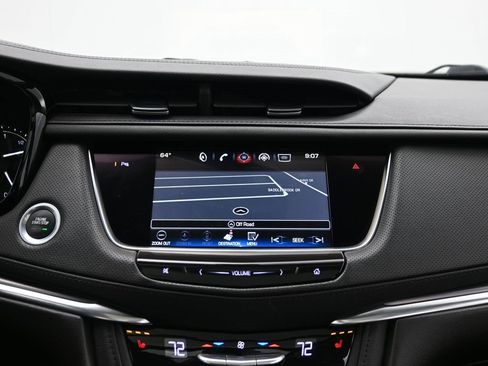Used 2018 Cadillac XT5 Luxury w/ LPO, Sport Package image 38