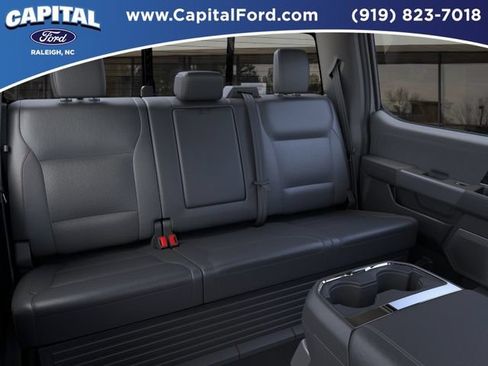 New 2026 Ford F250 Lariat w/ Black Appearance Package AWD/4WD image 11