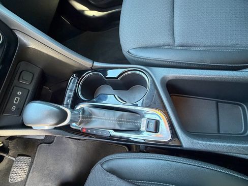 Used 2023 Buick Encore GX Preferred w/ Cold Weather Comfort Package FWD image 36
