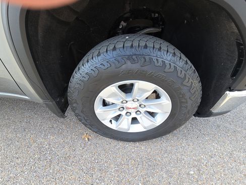 Certified 2025 GMC Sierra 1500 Pro w/ Pro Value Package image 11