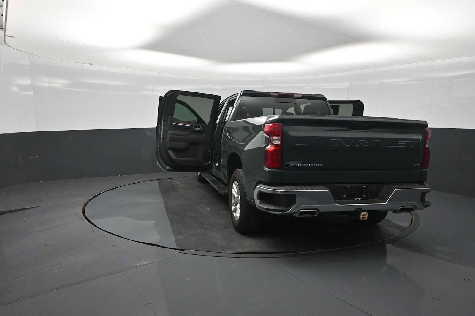 Used 2025 Chevrolet Silverado 1500 LT w/ Z71 Off-Road Package AWD/4WD image 69