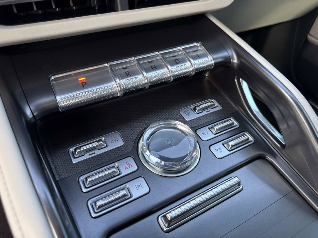New 2026 Lincoln Nautilus Premier w/ Equipment Group 102A AWD/4WD image 29