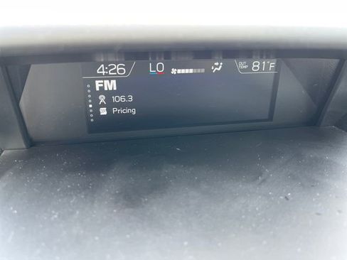 Used 2024 Subaru Forester Premium AWD/4WD image 22