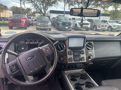 Used 2015 Ford F350 Lariat w/ Lariat Interior Package image 10