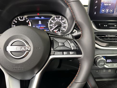 New 2025 Nissan Altima 2.5 SR w/ SR Premium Package image 28