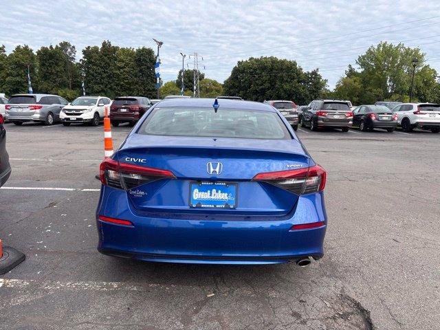 Used 2022 Honda Civic Sport image 4