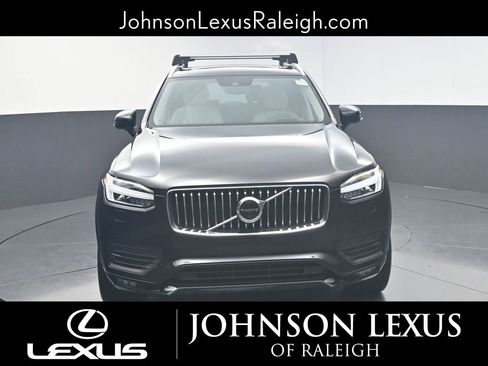 Used 2021 Volvo XC90 T6 Momentum w/ Advanced Package image 4