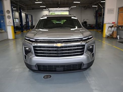 New 2026 Chevrolet Traverse LT w/ LPO, Floor Liner Package FWD image 2