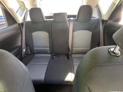 Used 2025 Kia Soul LX w/ LX Technology Package FWD image 33
