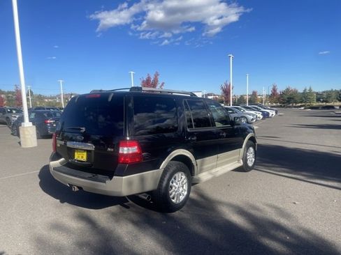 Used 2009 Ford Expedition 4WD image 3